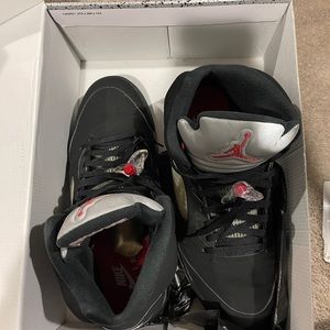 Air Jordan 5 og in a box.